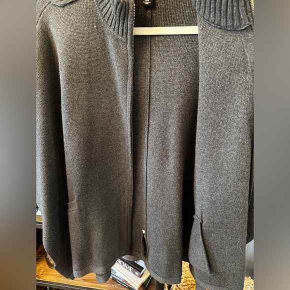 White House Black Market Grey Sweater Cape - Size SP - Picture 7 of 9
